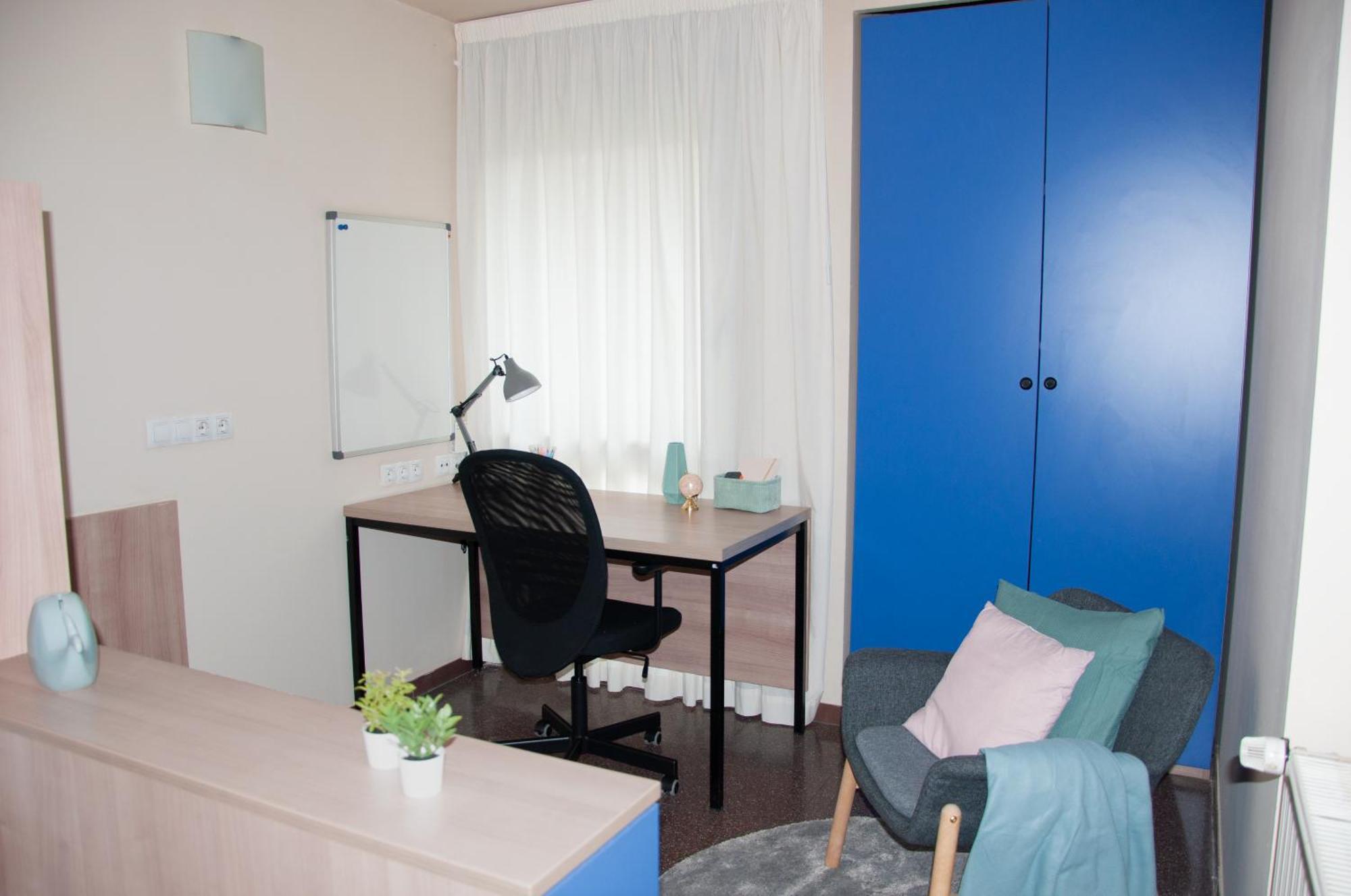 Residencia Universitaria Resa Hernan Cortes Apartment Salamanca