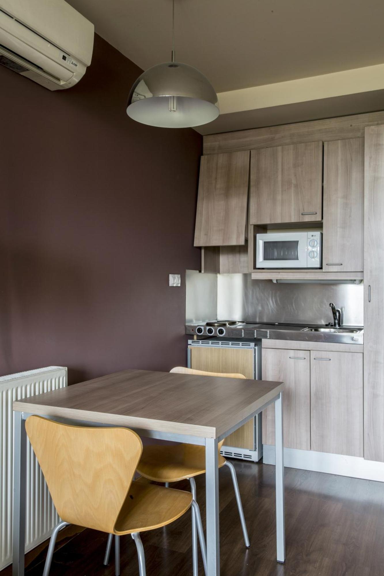Residencia Universitaria Resa Hernan Cortes Apartment Salamanca